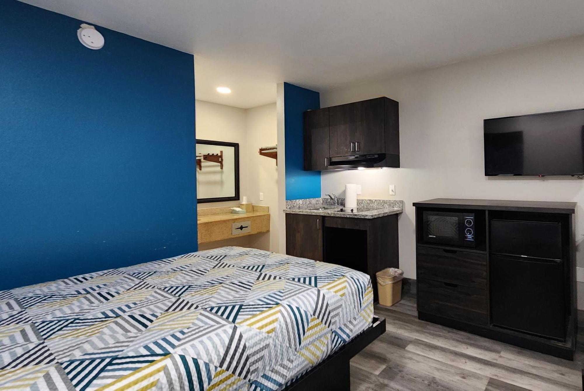 Scottish Inn & Suites Wharton Exteriör bild